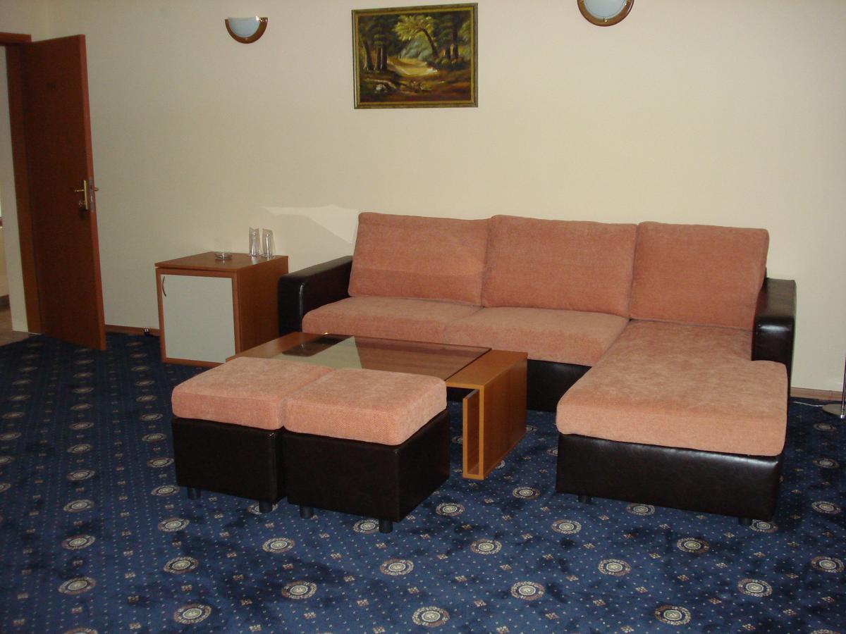Kovanlika Hotel Razgrad 外观 照片
