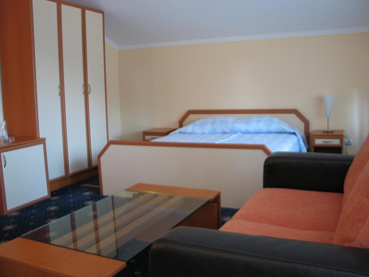 Kovanlika Hotel Razgrad 外观 照片